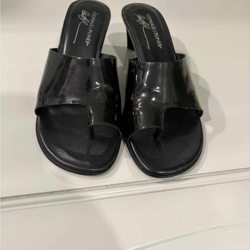 Donald J. Pliner Women's Glossy Black Sandals